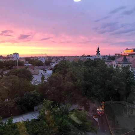City Sunset Studio Суботица Экстерьер фото