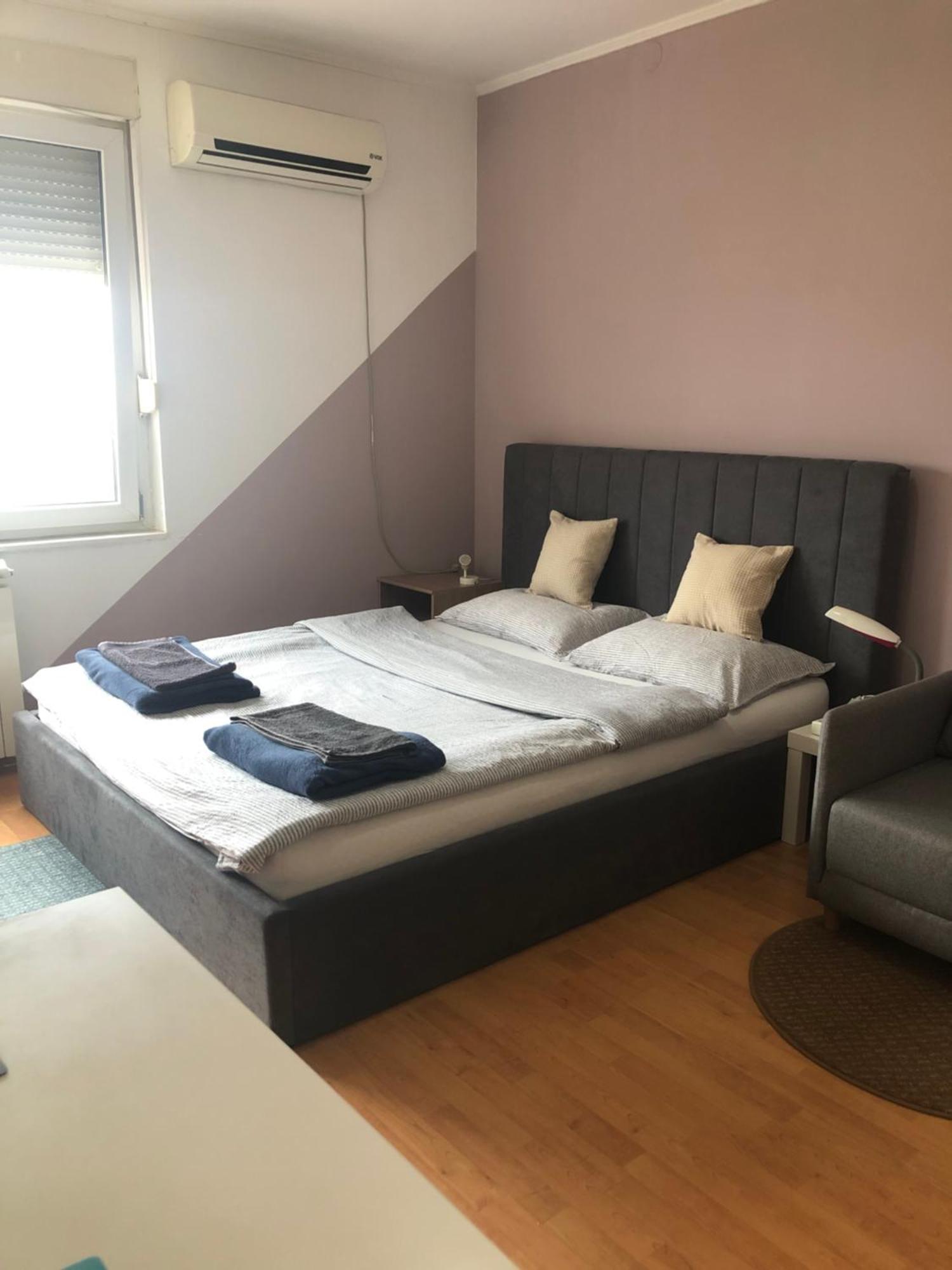 City Sunset Studio Суботица Экстерьер фото